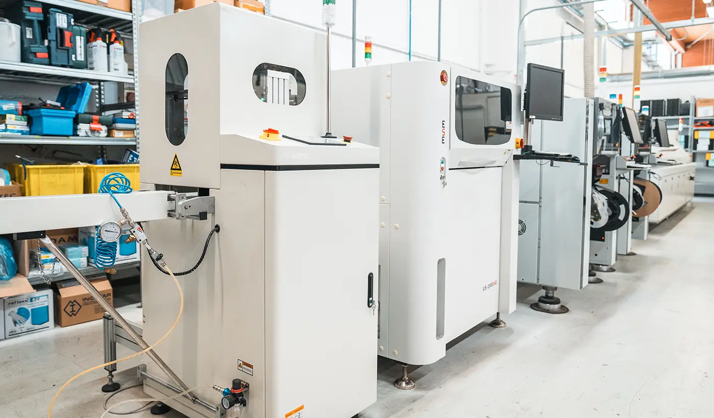 montaggio-di-schede-elettroniche-e-costruzione-pcb