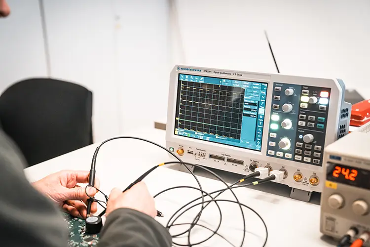test-e-collaudo-pcb-schede-elettroniche-a-verona